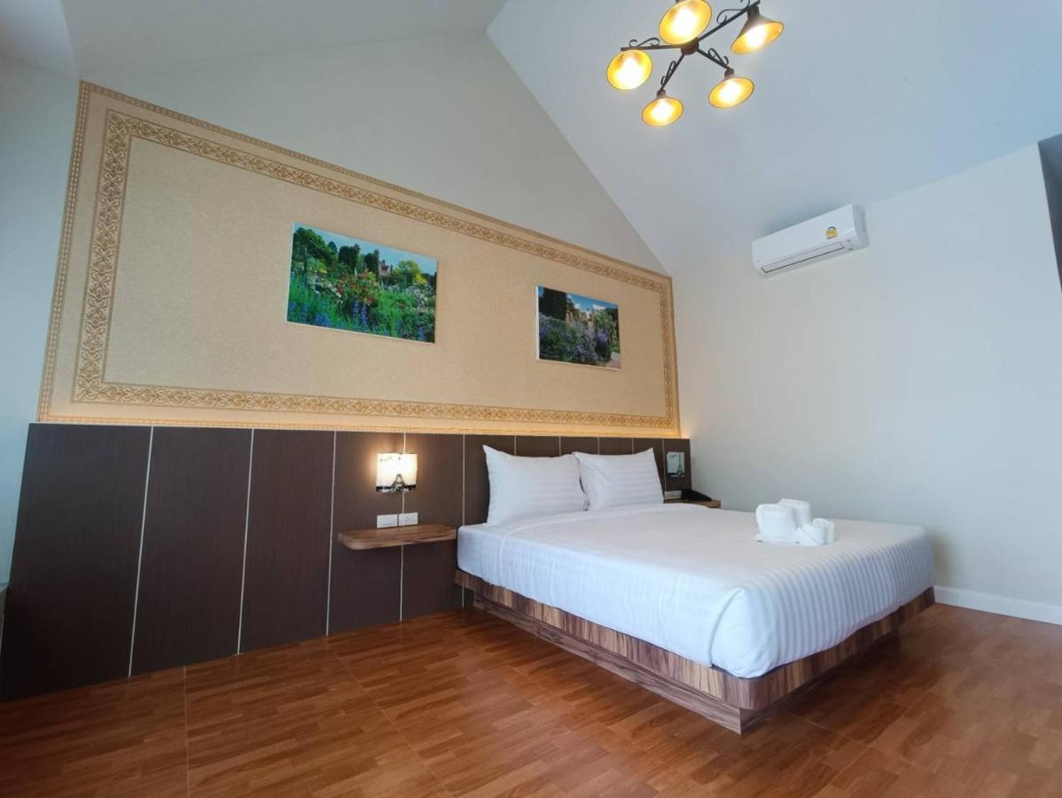 English Resotel : อิงลิช รีโซเทล Nakhon Si Thammarat Exterior photo